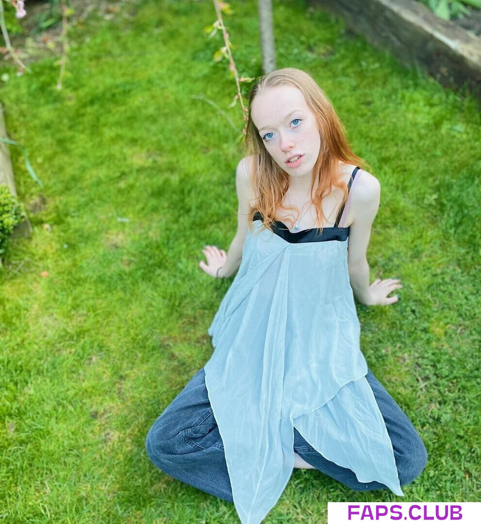 Amybeth McNulty photo #19 - Faps