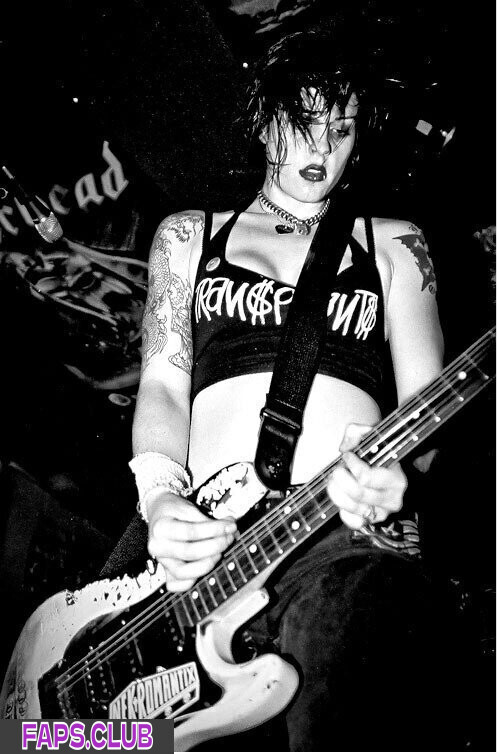 Brody Dalle photo #20 - Faps