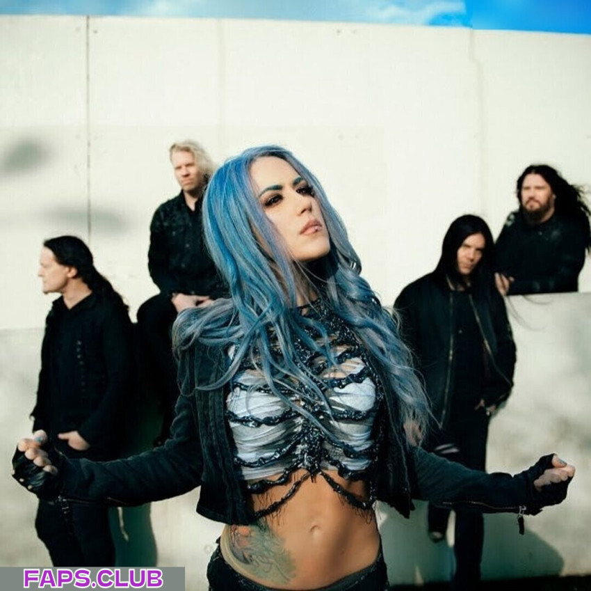 Alissa White-Gluz photo #56 - Faps