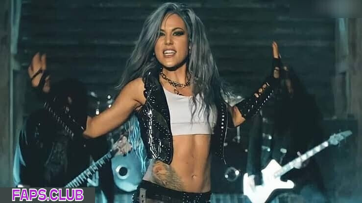 Alissa White-Gluz photo #21 - Faps