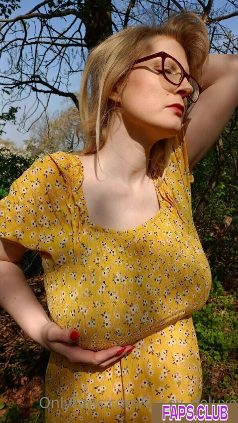 Casey Deluxe photo #1108 - Faps