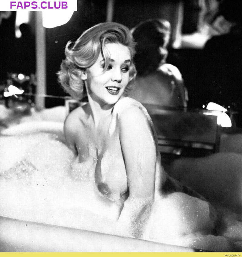 Colleen Farrington photo #23 - Faps