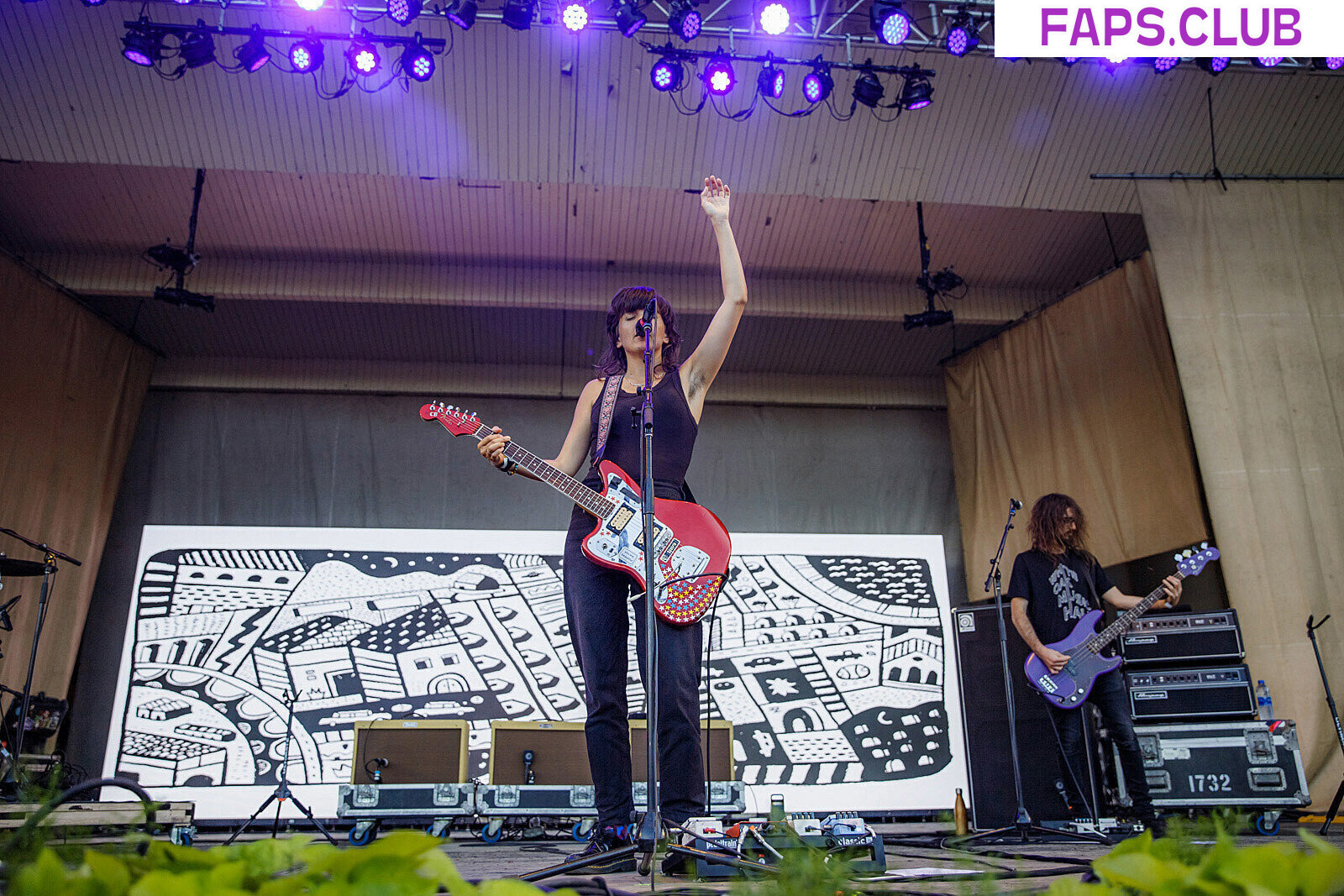 Courtney Barnett photo #12 - Faps