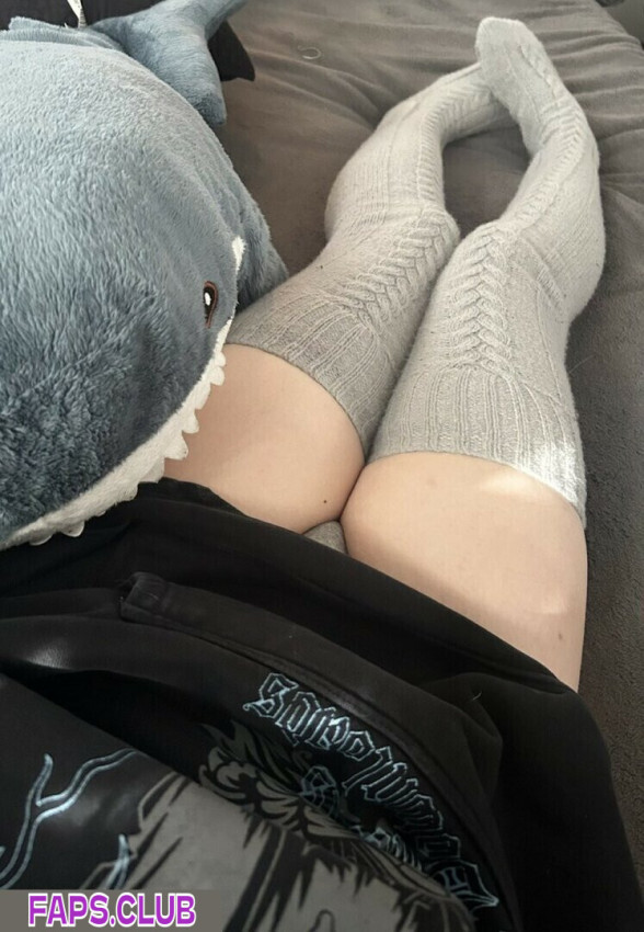 Dakota photo #7 - Faps