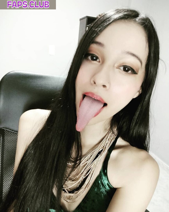 Long Tongue Fetish photo #180 - Faps