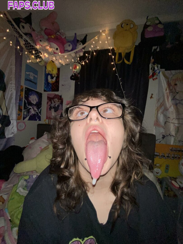 Long Tongue Fetish photo #53 - Faps