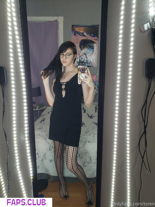 GothRaveMom photo #113 - Faps