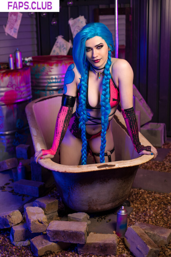 Jinx Cosplay Arcane photo #14 - Faps