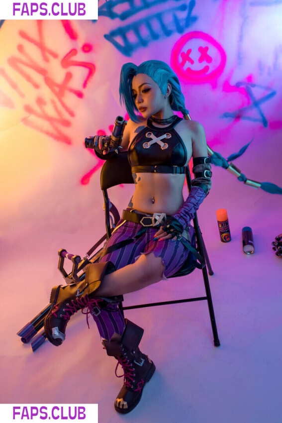 Jinx Cosplay Arcane photo #47 - Faps