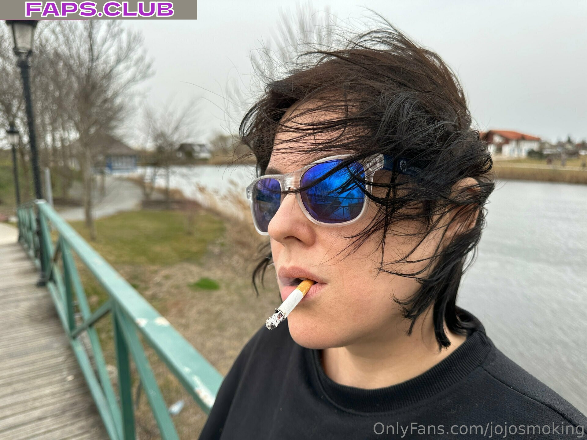 Jojosmoking photo #44 - Faps