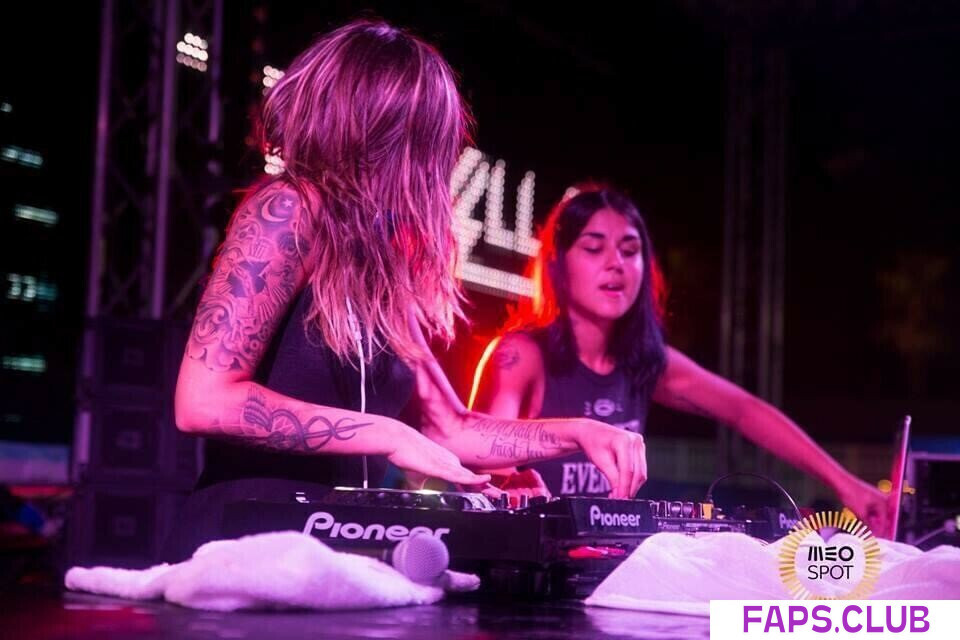 Krewella photo #19 - Faps