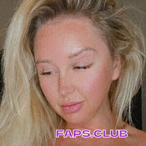 Lacidenise photo #1 - Faps