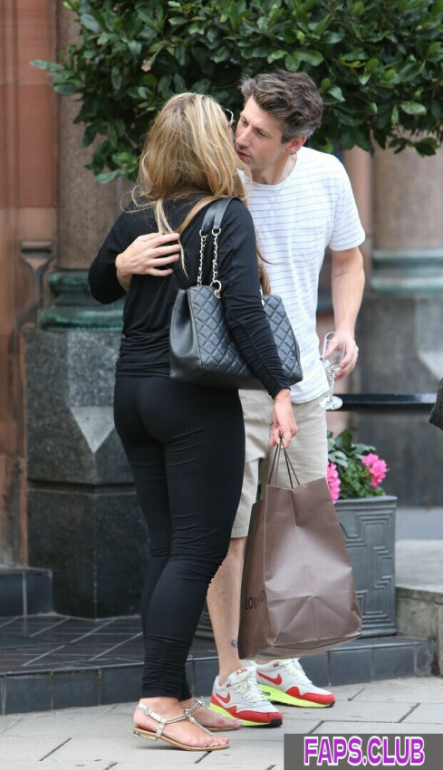 Lauren Goodger photo #385 - Faps