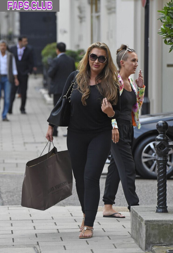 Lauren Goodger photo #389 - Faps