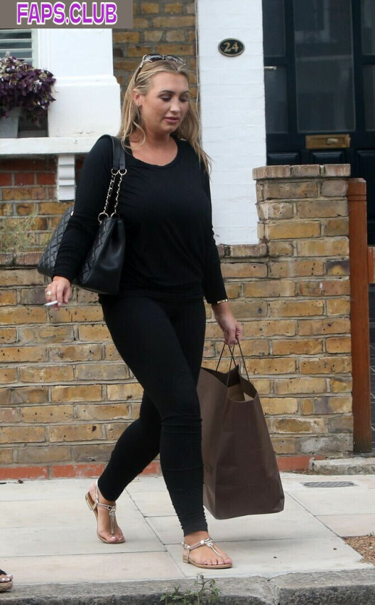 Lauren Goodger photo #391 - Faps