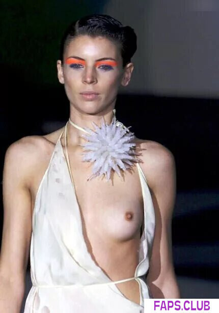 Liberty Ross photo #31 - Faps