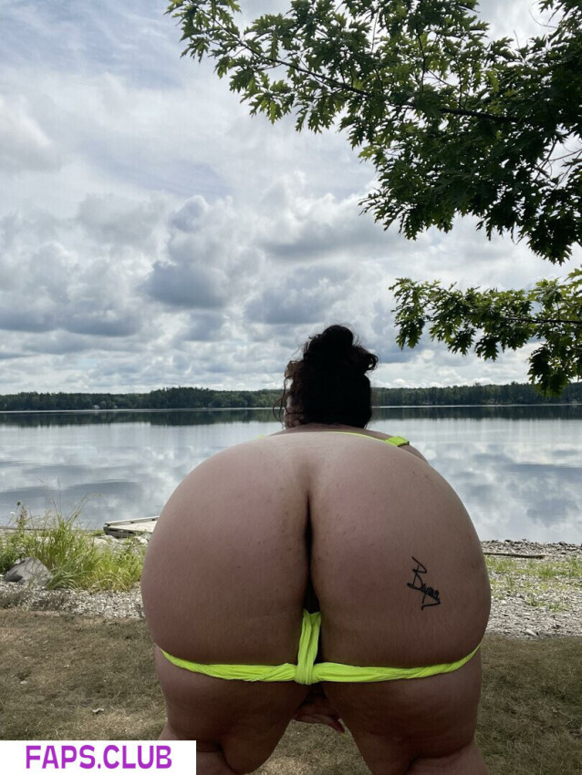 Lilcurvyqueenb photo #2 - Faps