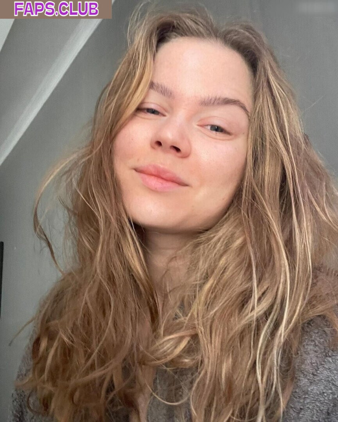 ASMR Elizabeth B photo #139 - Faps