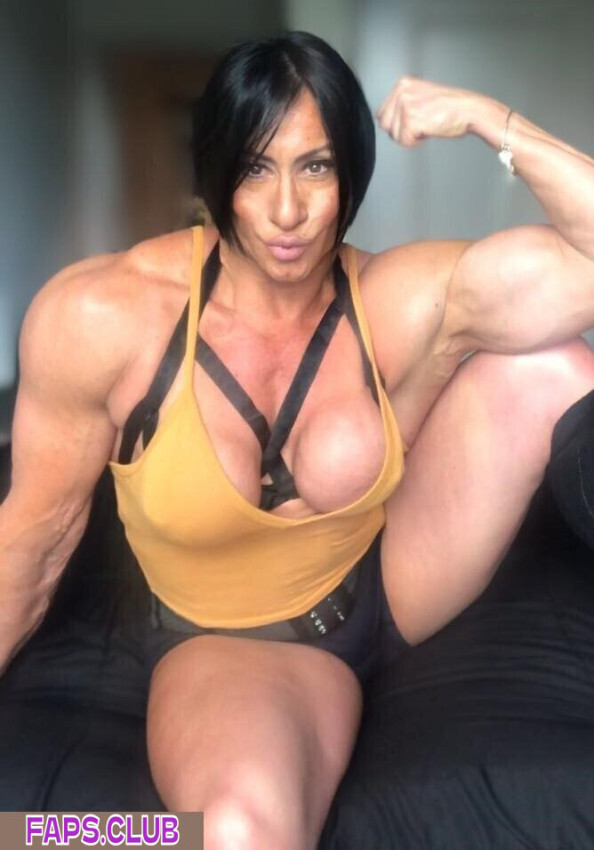 MuscleMilfSusanKay photo #5 - Faps