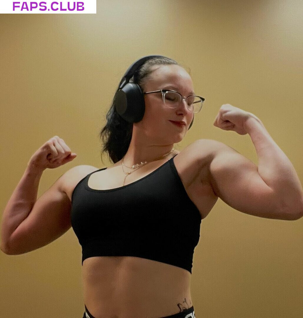 MuscleMommy002 photo #13 - Faps