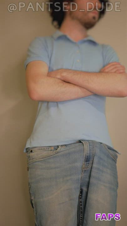 Embarrassed Voyeur video #12 - Faps