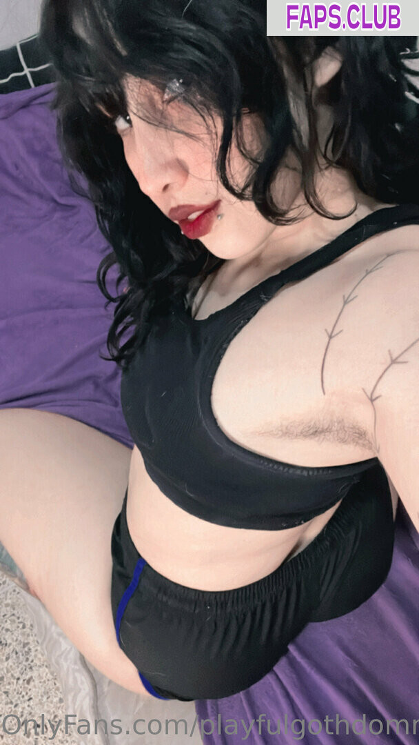 Playfulgothdomme photo #41 - Faps