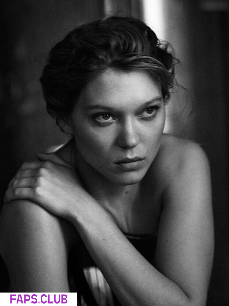 Léa Seydoux photo #56 - Faps