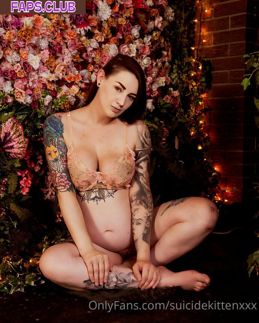 Suicidekittenxxx photo #66 - Faps