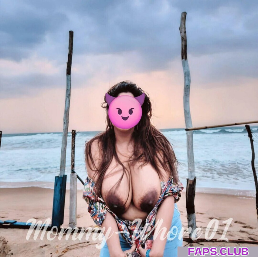 Hotwife Rashi avatar