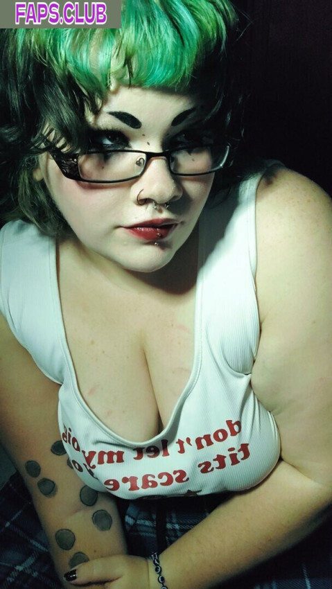 Vampiricmilkers photo #4 - Faps