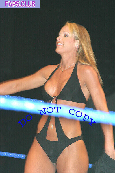 WWE Michelle McCool photo #15 - Faps