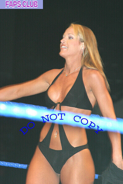 WWE Michelle McCool photo #15 - Faps