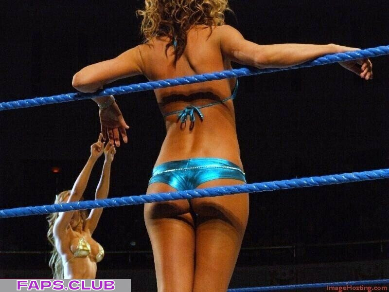 WWE Michelle McCool photo #46 - Faps