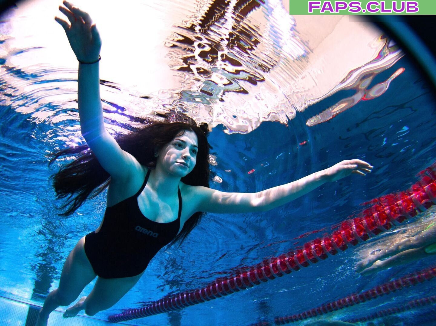 Yusra Mardini photo #1 - Faps